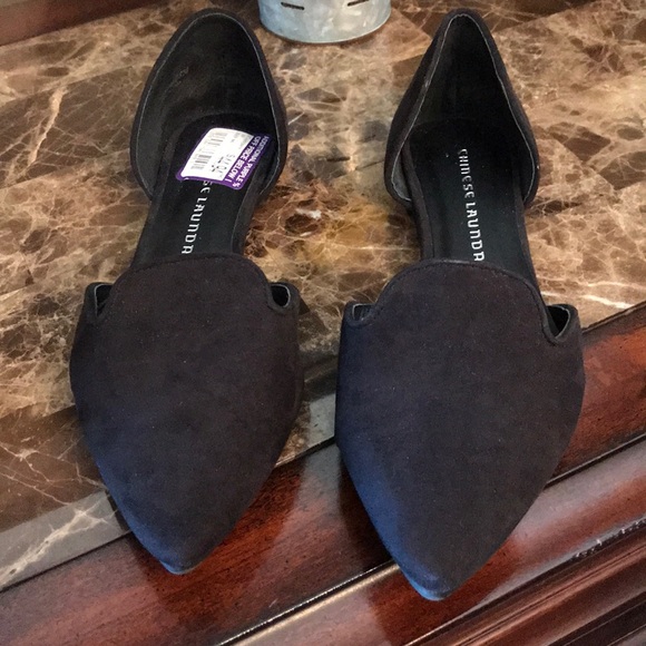 🆕 Black Suede flats. - Picture 2 of 7